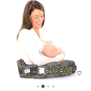 My Brest Friend breast feeding pillow